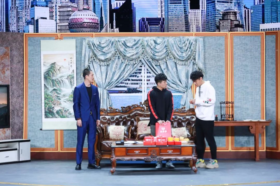 ‘太阳成集团tyc7111cc’湖南电网:用电负荷再创历史新高(图1) 太阳成集团tyc7111cc