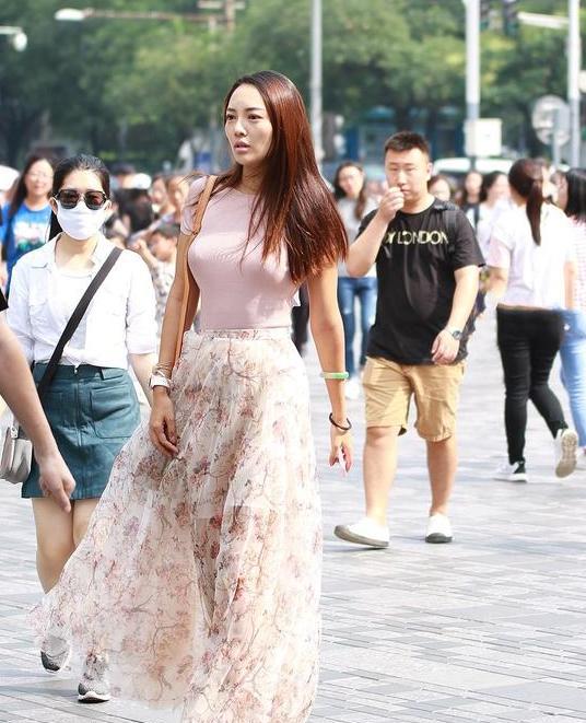 为游客营造一个整洁舒适的游览环境“太阳成集团tyc7111cc”(图1) 太阳成集团tyc7111cc